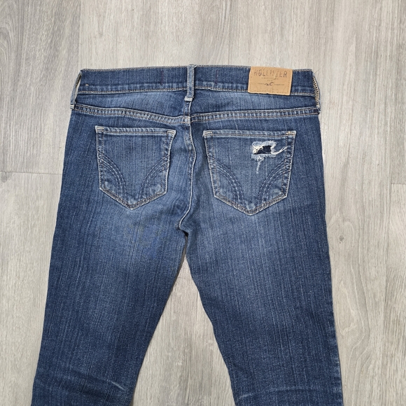 Hollister Dark Blue Flare Jeans - Picture 4 of 8